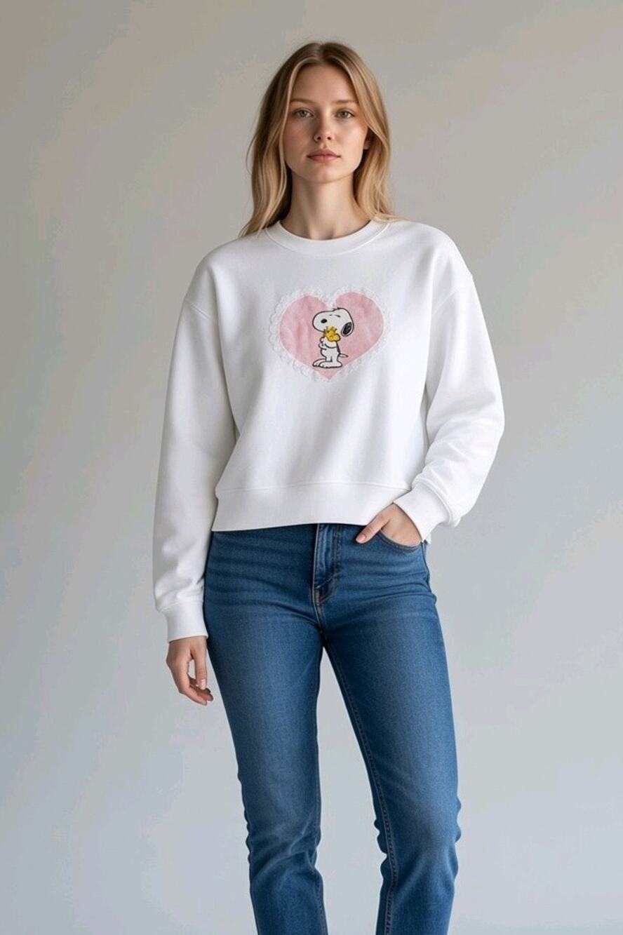Peanuts Snoopy Woodstock Cropped Sweatshirt, Heart Patch edged in lace Sz XS